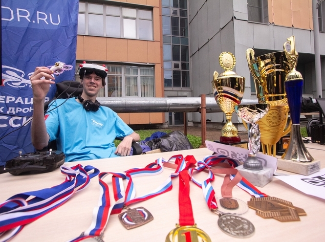«Вы вступили в семью!»: в СПбГУТ прошёл День знаний 2025