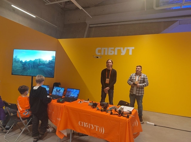 СПбГУТ стал партнером инженерного фестиваля «РобоФинист»