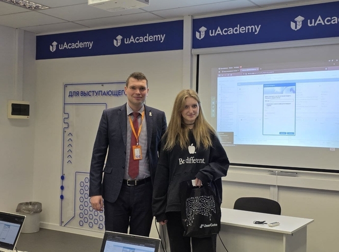 В СПбГУТ дали «ИТ-старт» петербургским школьникам