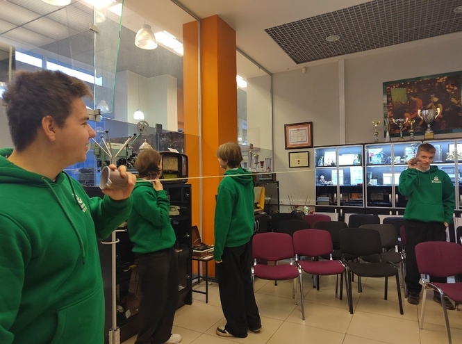 Школьники Ленобласти из «ФосАгро-класса» побывали в СПбГУТ