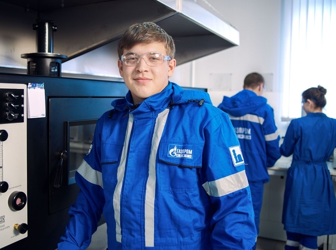 «Газпром нефть» примет на практику более тысячи студентов