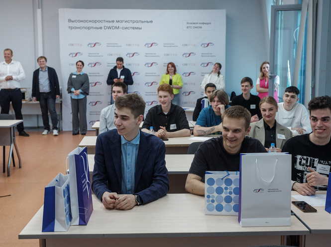 СПбГУТ подготовил 24 специалиста на базовой кафедре Т8