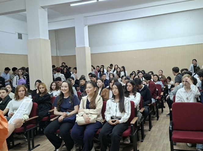 СПбГУТ участвовал в образовательных выставках Казахстана и Кыргызстана