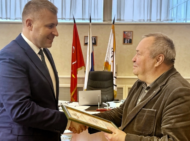 Ректор СПбГУТ получил благодарность Росприроднадзора за поддержку экопремии