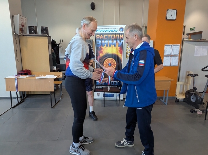 Спартакиада работников продолжилась соревнованиями по гребле на тренажёрах