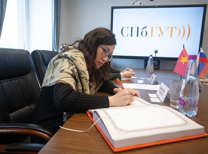 СПбГУТ развивает сотрудничество с Вьетнамом