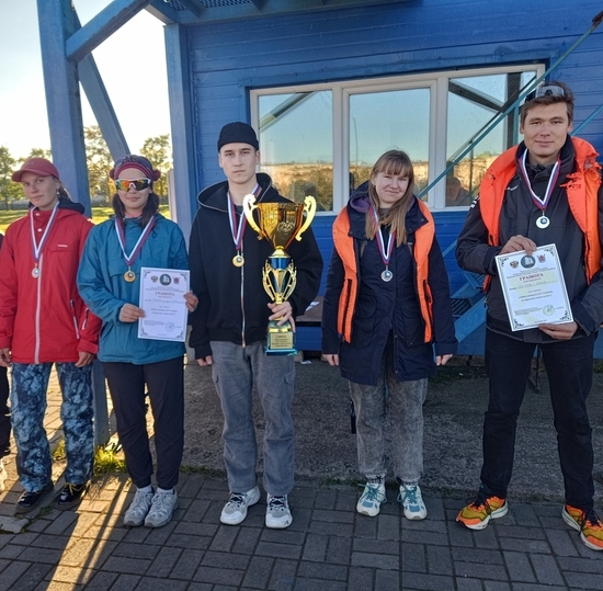 «Бончевцы» приняли участие в соревнованиях по парусным гонкам на ял-2