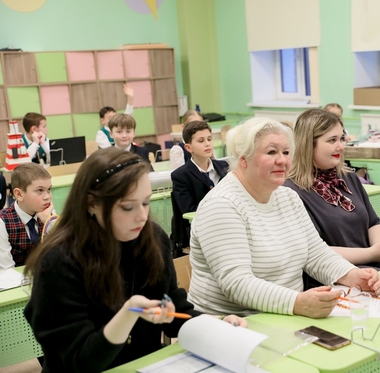 СПбГУТ развивает сотрудничество с Инженерно-технологической школой № 777