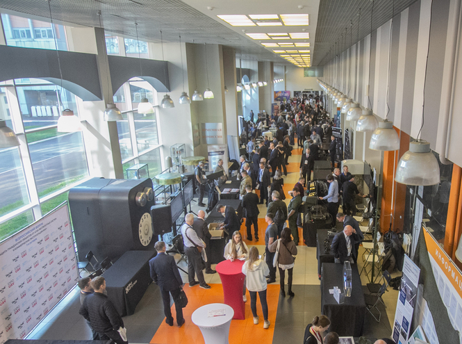 В СПбГУТ открылся Всероссийский форум о беспилотниках