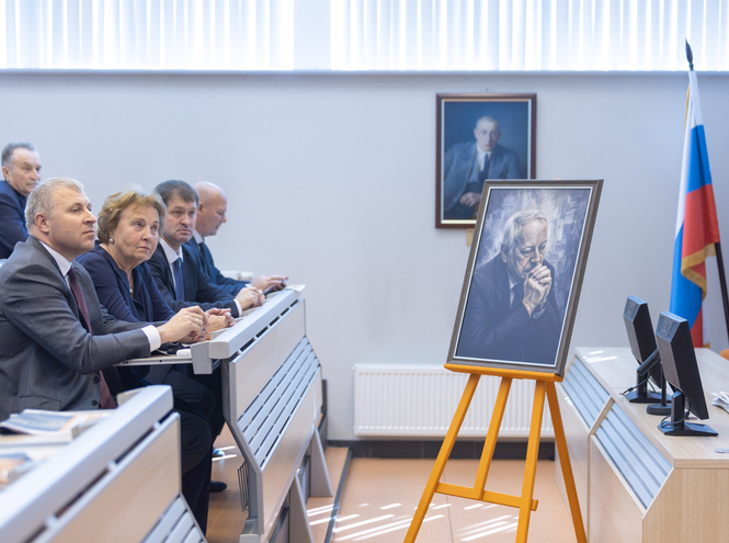В СПбГУТ открыли лабораторию имени профессора А. А. Гоголя
