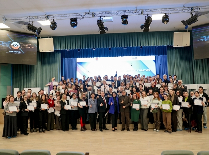 Преподаватели СПбГУТ выступили экспертами на конкурсах в ИТШ №777