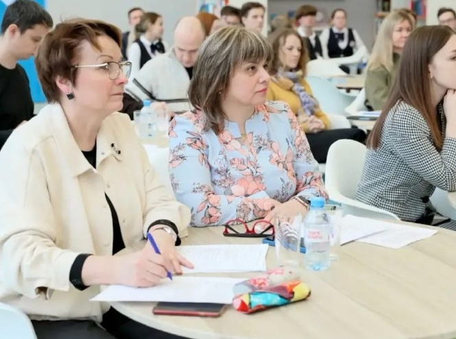 Преподаватели СПбГУТ выступили экспертами на конкурсах в ИТШ №777