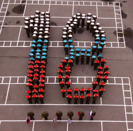 Студенты СПбГУТ поздравили Крым с годовщиной воссоединения