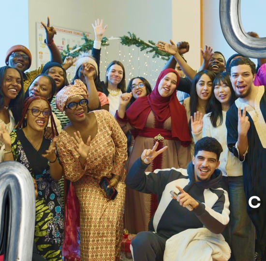 Новый год стирает границы