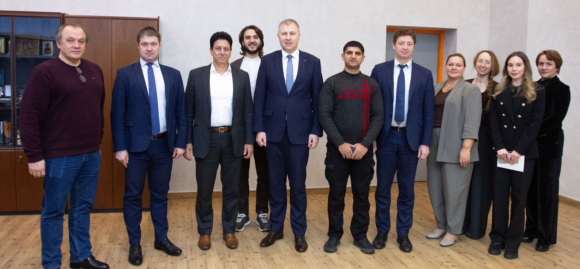 СПбГУТ посетили представители компаний «Т8» и INDSRO