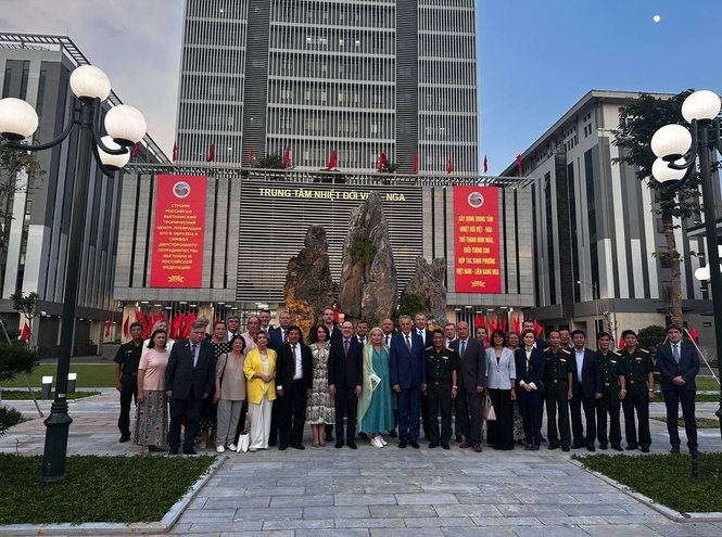 В СПбГУТ подвели итоги деловой поездки во Вьетнам