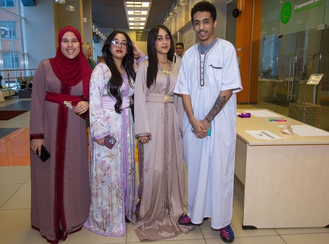 В СПбГУТ прошел Новый год иностранных студентов