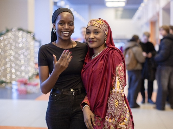 В СПбГУТ прошел Новый год иностранных студентов