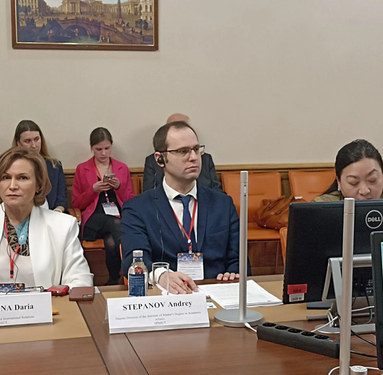 СПбГУТ представил образовательный и научный потенциал на Российско-Китайском деловом форуме