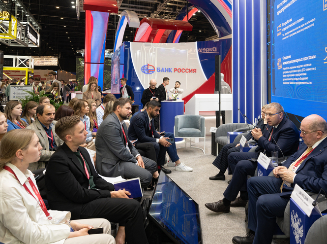 ПМЭФ-2025: ректор СПбГУТ — участник сессии «Техпред на Неве» Минобрнауки России