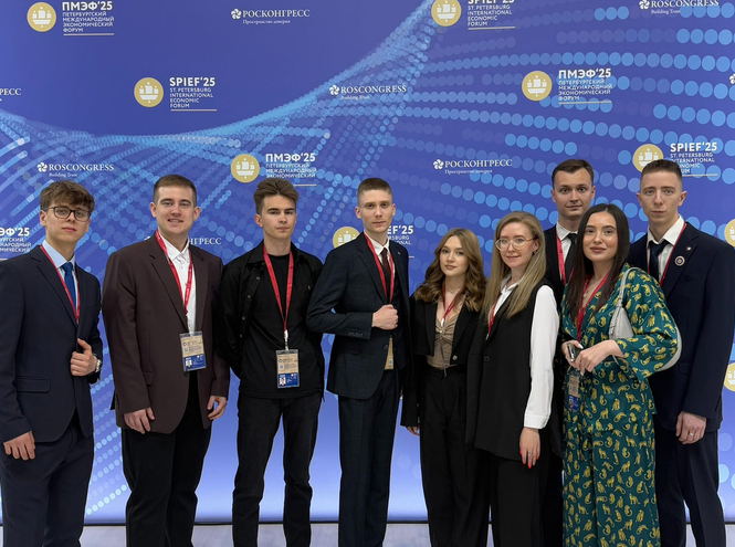 ПМЭФ-2025: студенты СПбГУТ посетили «День будущего»