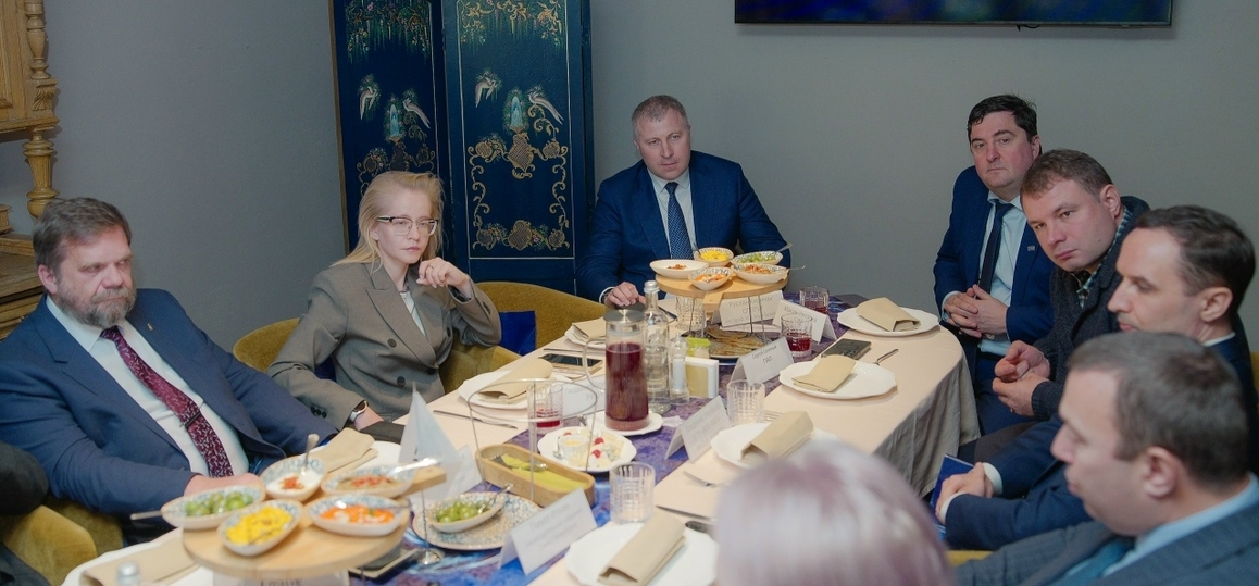 Ректор СПбГУТ принял участие в бизнес-ланче РБК «Кибербез-2026»