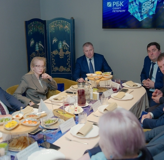 Ректор СПбГУТ принял участие в бизнес-ланче РБК «Кибербез-2026»