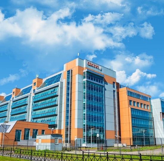 Ректор СПбГУТ представил в Совете Федерации концепцию прогнозирования киберугроз на основе генеративного ИИ