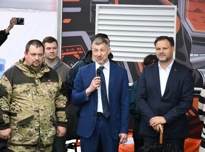 В Санкт-Петербурге открылся передвижной учебно-тренировочный комплекс «Улей»