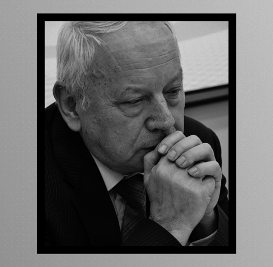 Прощание с Александром Александровичем Гоголем состоится 15 ноября