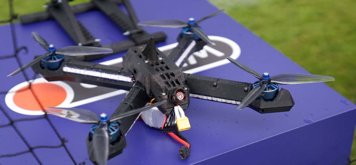 На стадионе «Петровский» определили сильнейших пилотов Северо-Запада