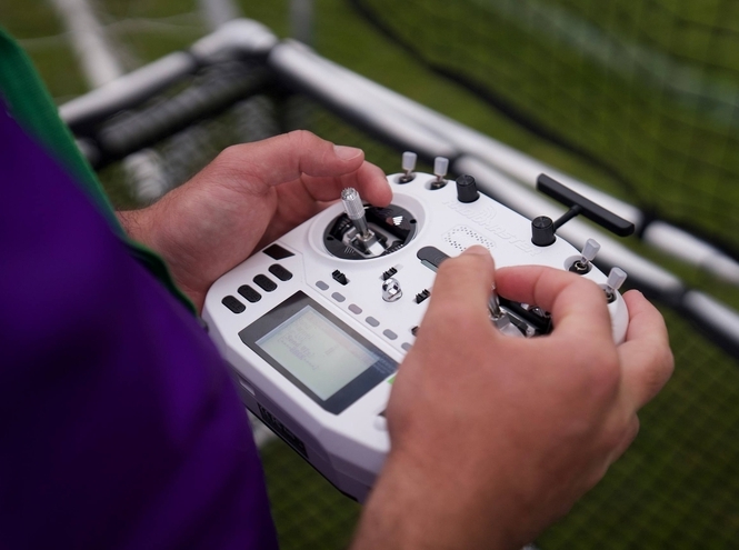 На стадионе «Петровский» определили сильнейших пилотов Северо-Запада