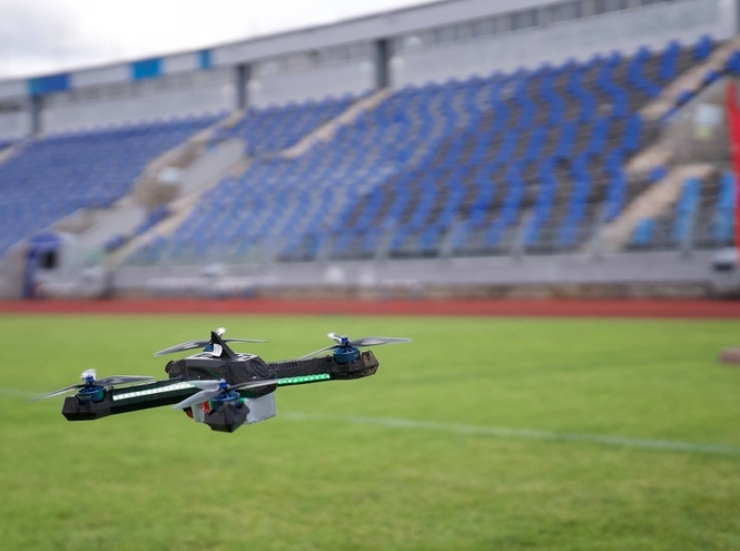 На стадионе «Петровский» определили сильнейших пилотов Северо-Запада