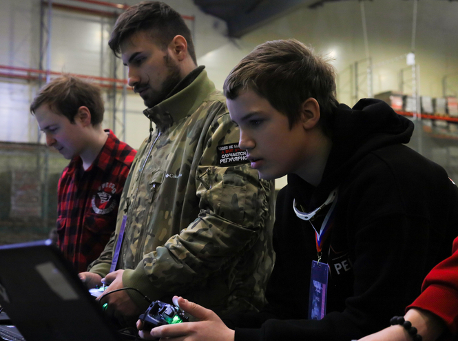 В СПбГУТ прошел турнир по лазертагу между командами факультетов