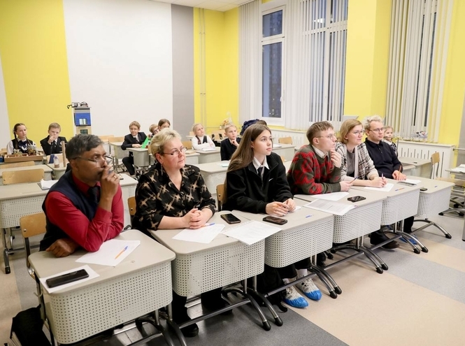 Преподаватели нашего факультета выступили экспертами на инженерных соревнованиях в ГБОУ «ИТШ № 777»