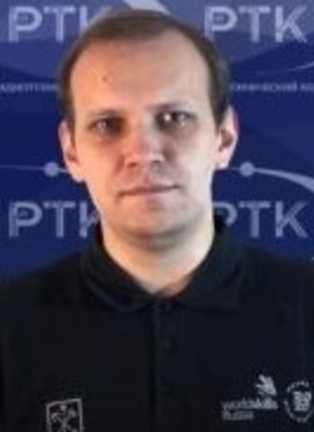 Веснинов Янис Игоревич