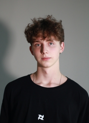 Плескачев Роман 