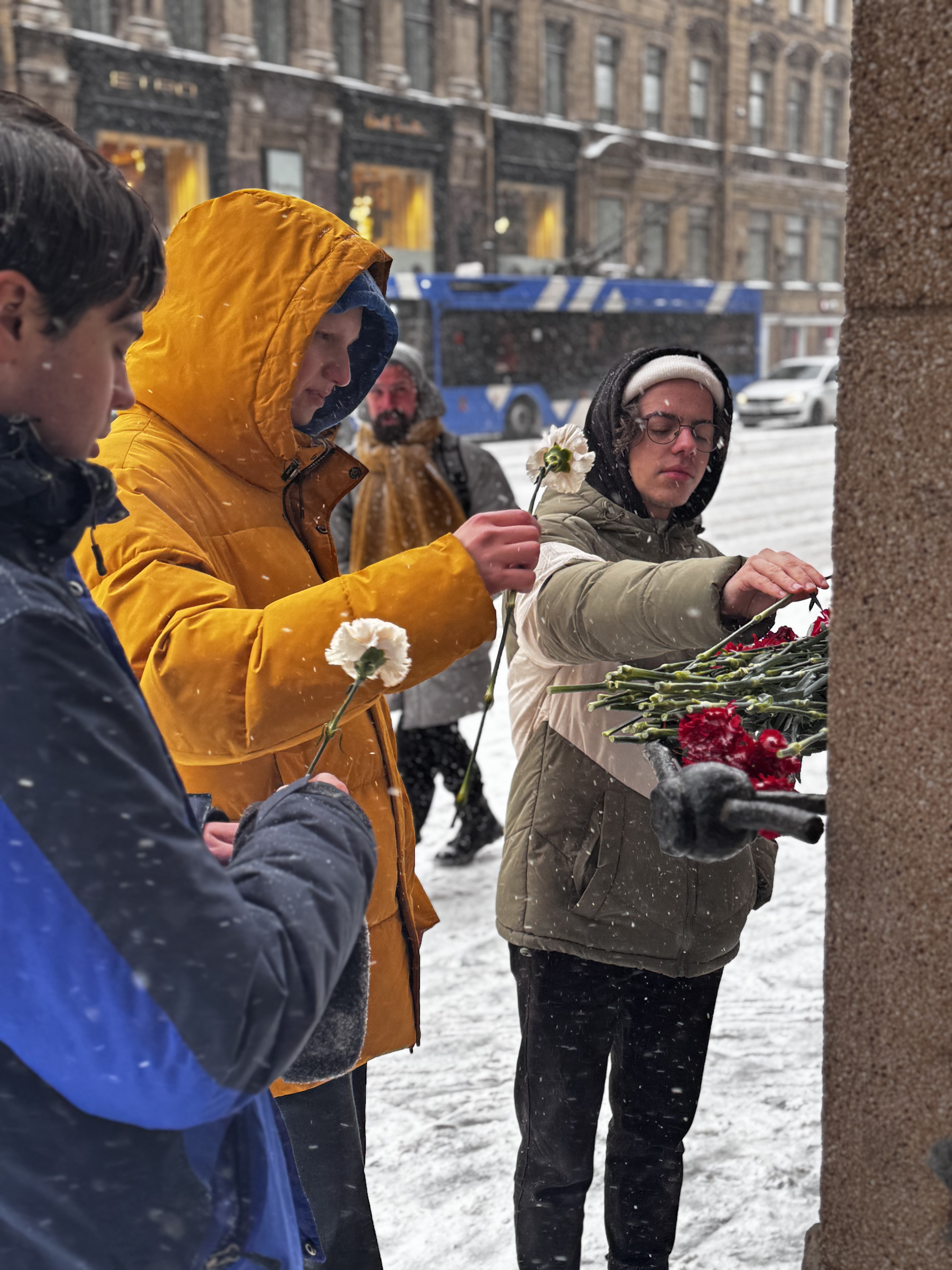 Студенты СПбКТ на мероприятиях, посвященных Дню прорыва блокады Ленинграда  - Федеральное государственное бюджетное образовательное учреждение высшего  образования «Санкт-Петербургский государственный университет  телекоммуникаций им. проф. М.А. Бонч ...