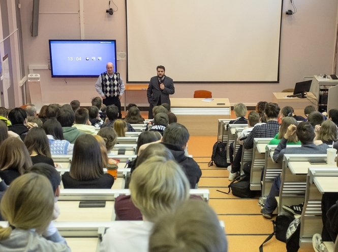 В СПбГУТ прошла открытая лекция от факультета социальных цифровых технологий