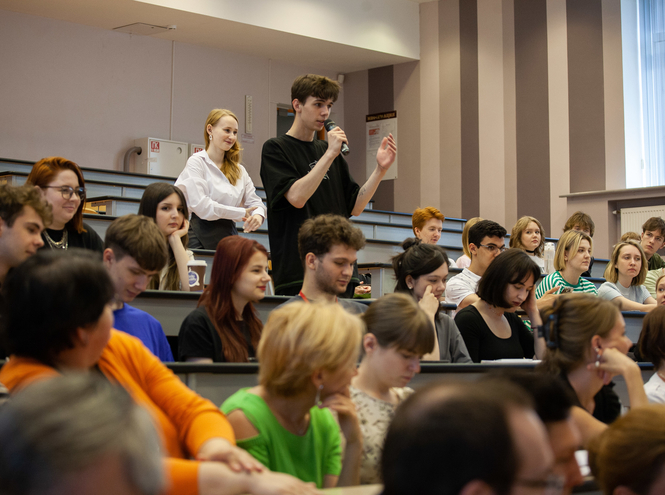 В будущее – вместе! В СПбГУТ провели встречу-диалог «Руководство и студенты»