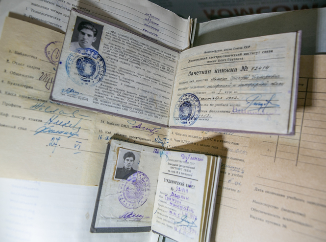 Выпускник 1957 года передал в дар СПбГУТ краеведческую работу о станице Новотроицкой