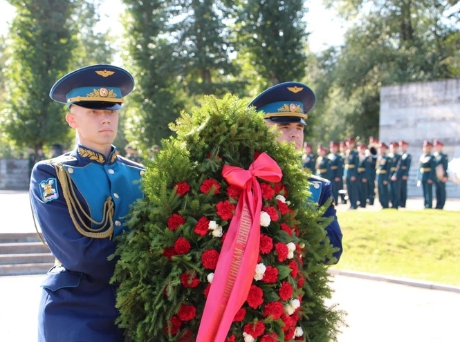 СПбГУТ присоединился к участникам траурно-торжественного церемониала